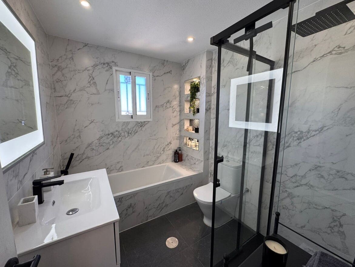 3 chambre Maison de Ville à vendre à Orihuela avec piscine - 229 995 € (Ref: 10158298)