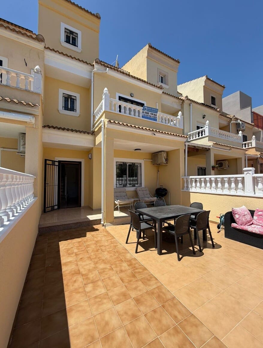 3 chambre Maison de Ville à vendre à Orihuela avec piscine - 229 995 € (Ref: 10158298)