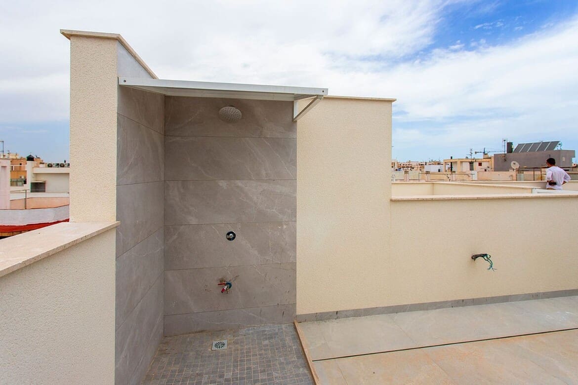 2 soverom Leilighet til salgs i Torrevieja med svømmebasseng - € 265 000 (Ref: 10158299)