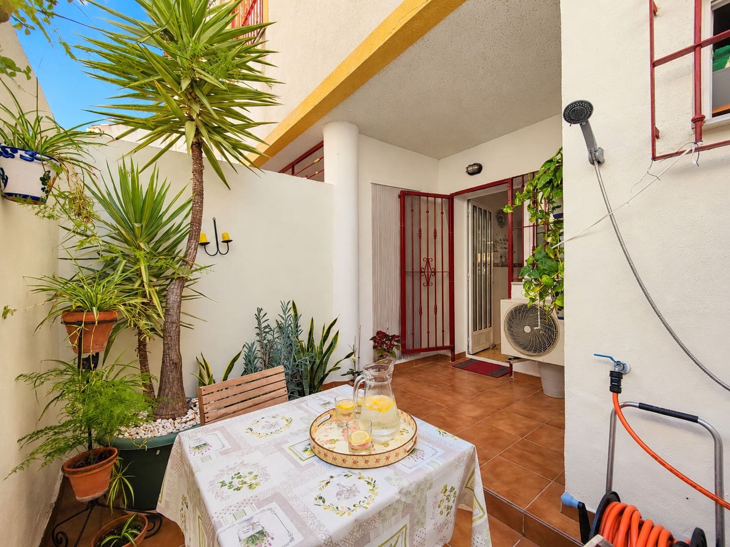 3 bedroom Townhouse for sale in La Florida with pool garage - € 197,950 (Ref: 10159230)