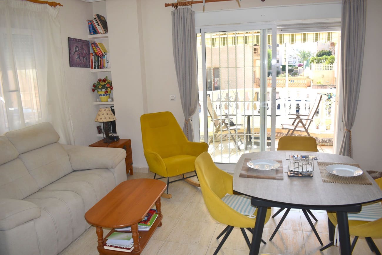 3 Zimmer Haus zu verkaufen in Guardamar del Segura mit Pool Garage - 246.000 € (Ref: 10159233)