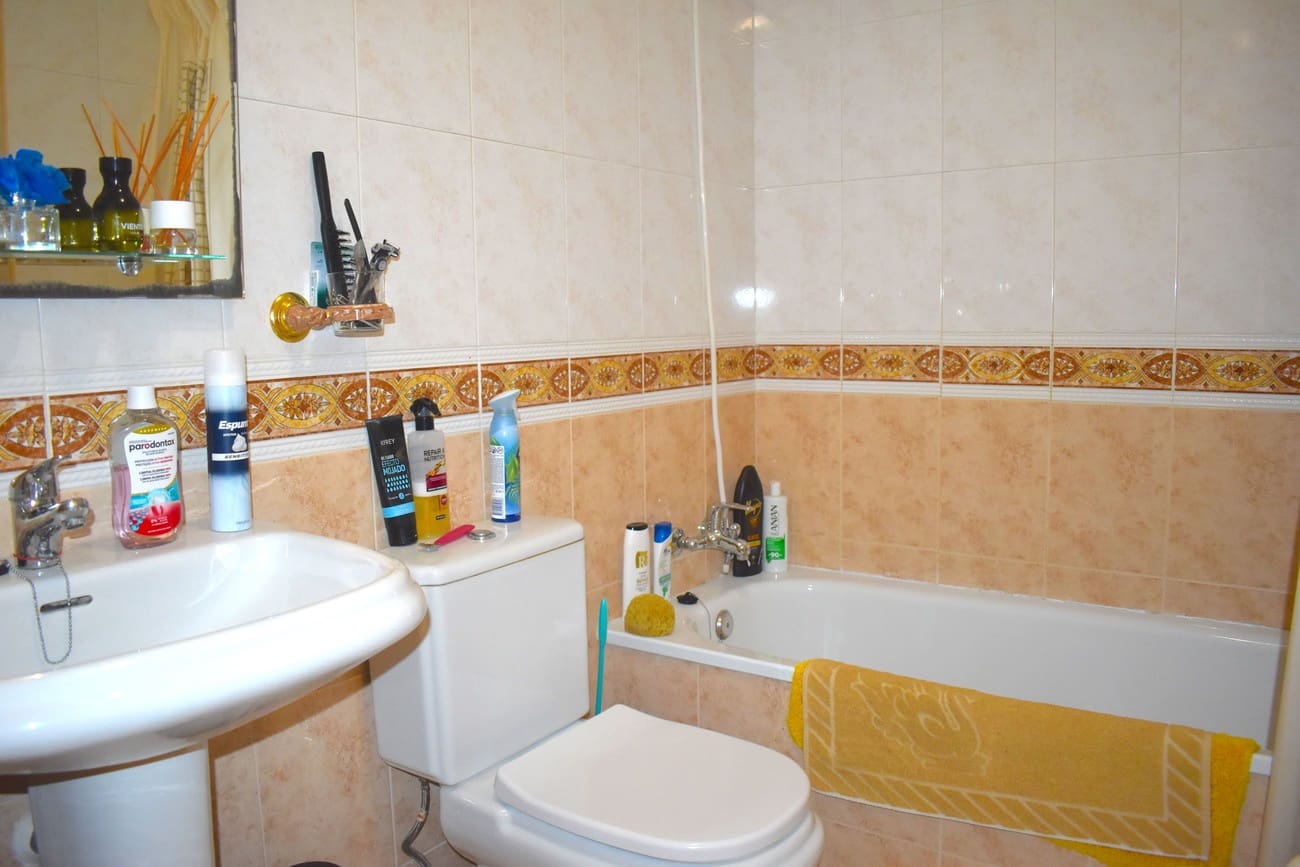3 Zimmer Haus zu verkaufen in Guardamar del Segura mit Pool Garage - 246.000 € (Ref: 10159233)