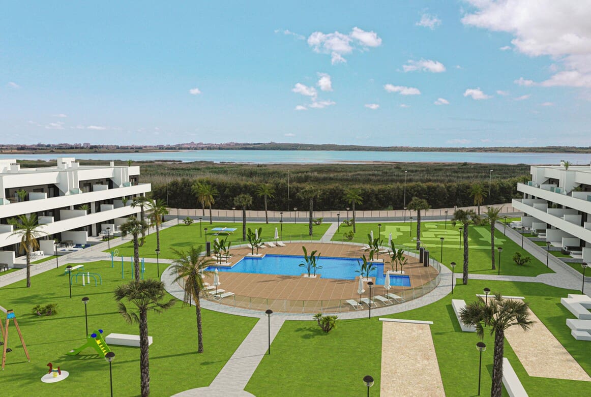 2 chambre Appartement à vendre à Guardamar del Segura avec piscine garage - 232 000 € (Ref: 10159236)