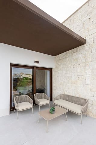 2 slaapkamer Villa te koop in Desamparados - Hurchillo - Torremendo, Orihuela met zwembad garage - € 381.000 (Ref: 10159246)