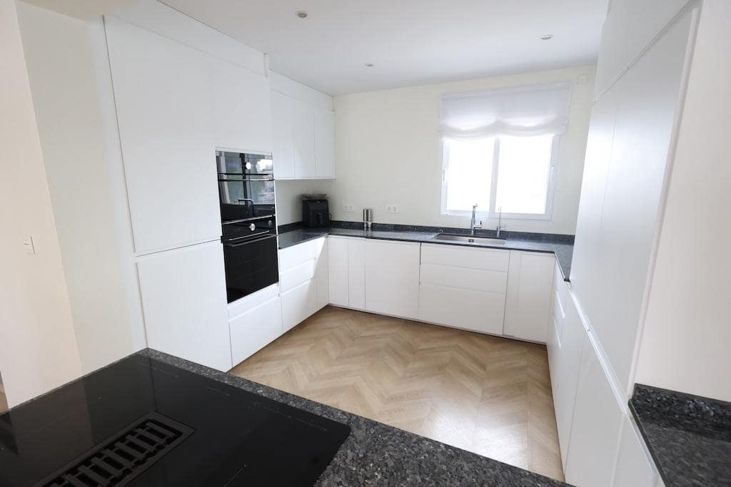 5 slaapkamer Villa te koop in Torrevieja met zwembad garage - € 599.000 (Ref: 10159264)