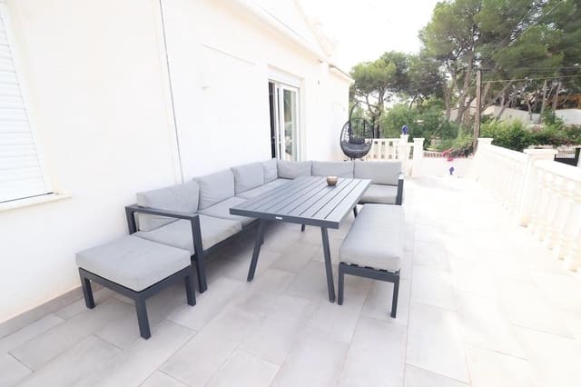 5 slaapkamer Villa te koop in Los Balcones - Los Altos, Torrevieja met zwembad garage - € 599.000 (Ref: 10159264)