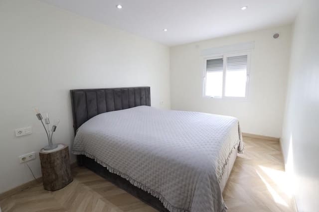 5 slaapkamer Villa te koop in Los Balcones - Los Altos, Torrevieja met zwembad garage - € 599.000 (Ref: 10159264)