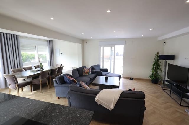 5 slaapkamer Villa te koop in Los Balcones - Los Altos, Torrevieja met zwembad garage - € 599.000 (Ref: 10159264)
