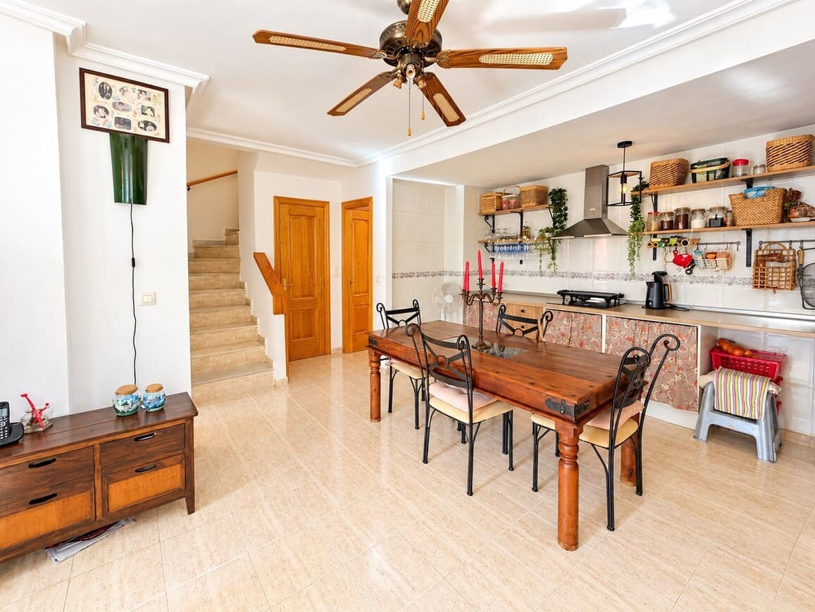 3 bedroom Villa for sale in Orihuela with pool - € 349,995 (Ref: 10159513)