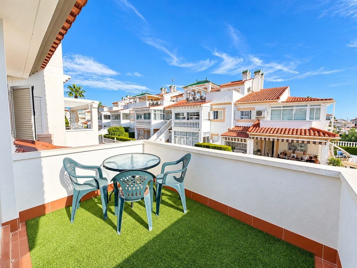 3 bedroom Villa for sale in Orihuela with pool - € 349,995 (Ref: 10159513)