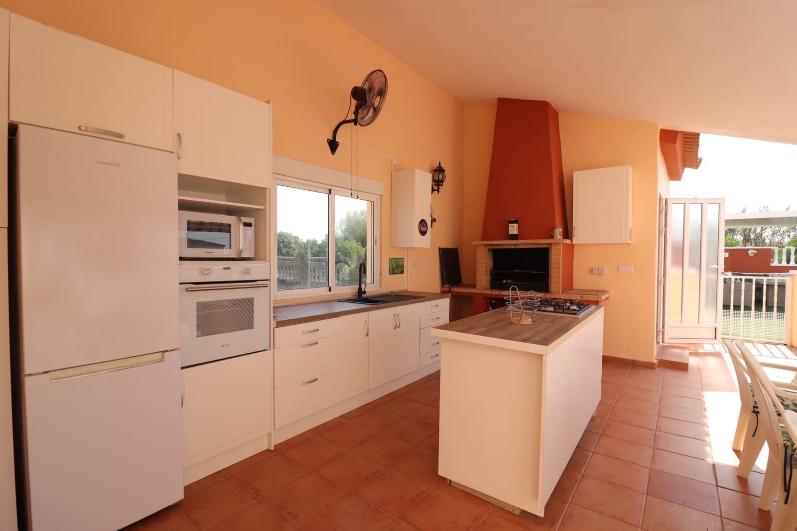 3 soverom Finca/Herregård til salgs i Daya Vieja med svømmebasseng garasje - € 650 000 (Ref: 10160459)