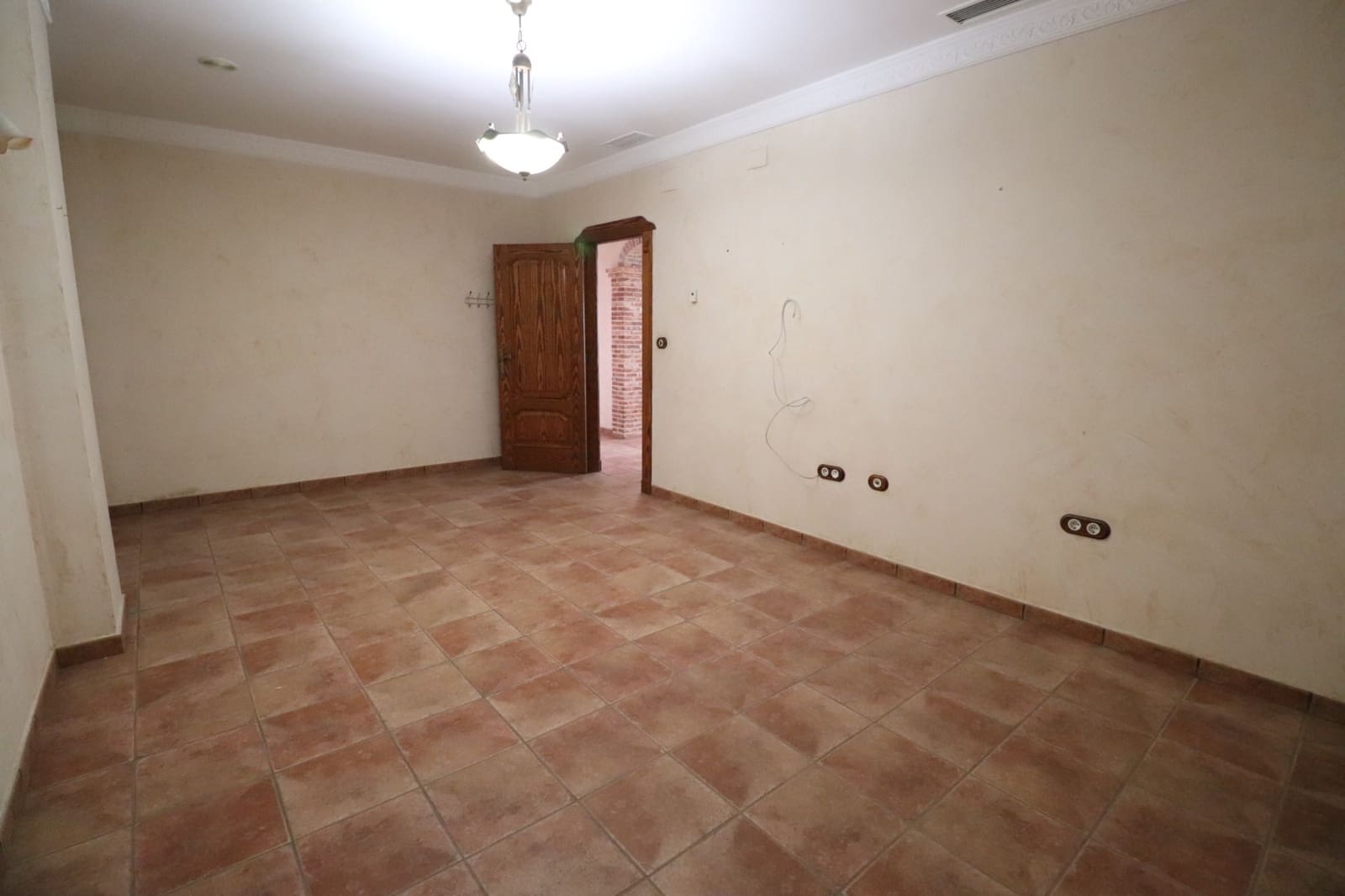 5 bedroom Villa for sale in Rojales with pool garage - € 600,000 (Ref: 10160460)