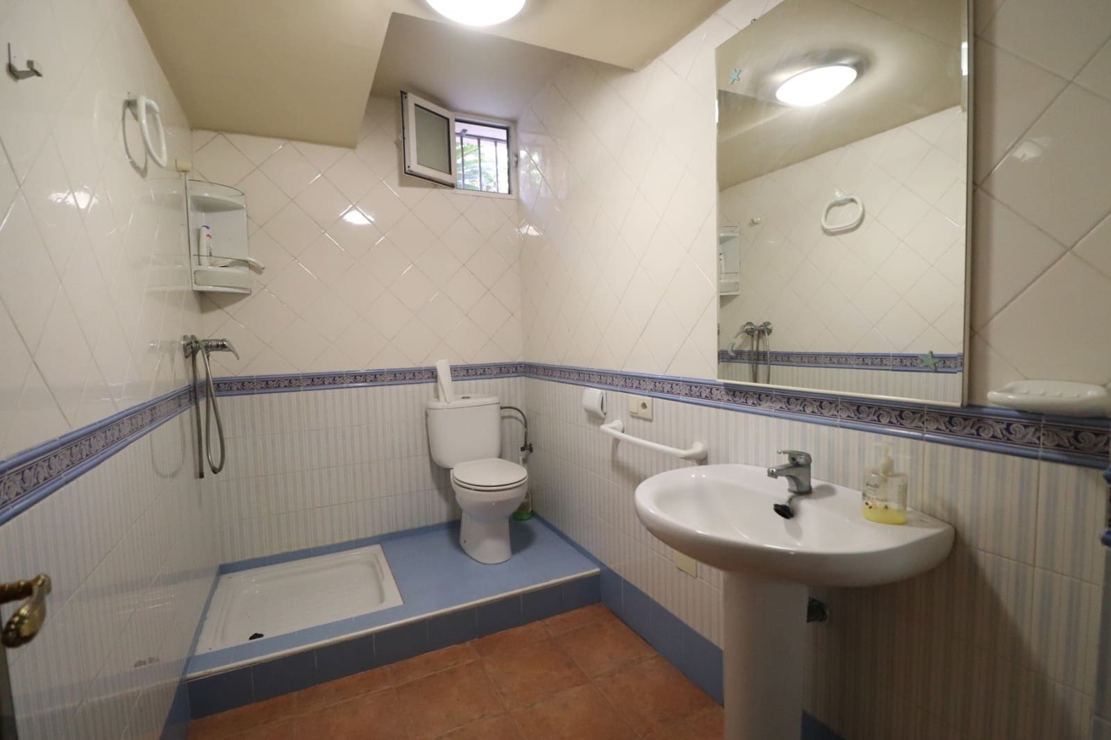 5 bedroom Villa for sale in Rojales with pool garage - € 600,000 (Ref: 10160460)