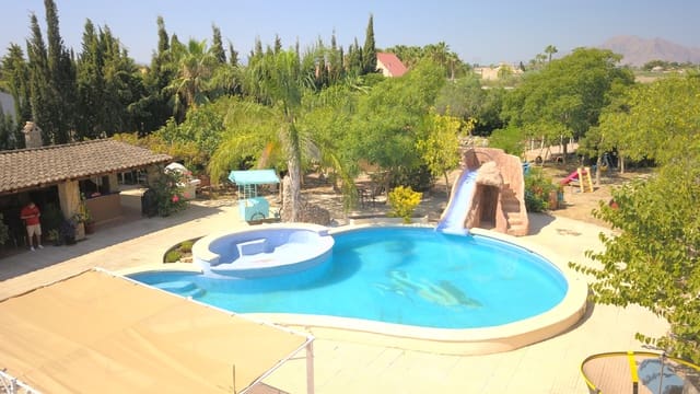 7 chambre Finca/Maison de Campagne à vendre à Catral avec piscine garage - 975 000 € (Ref: 10160471)