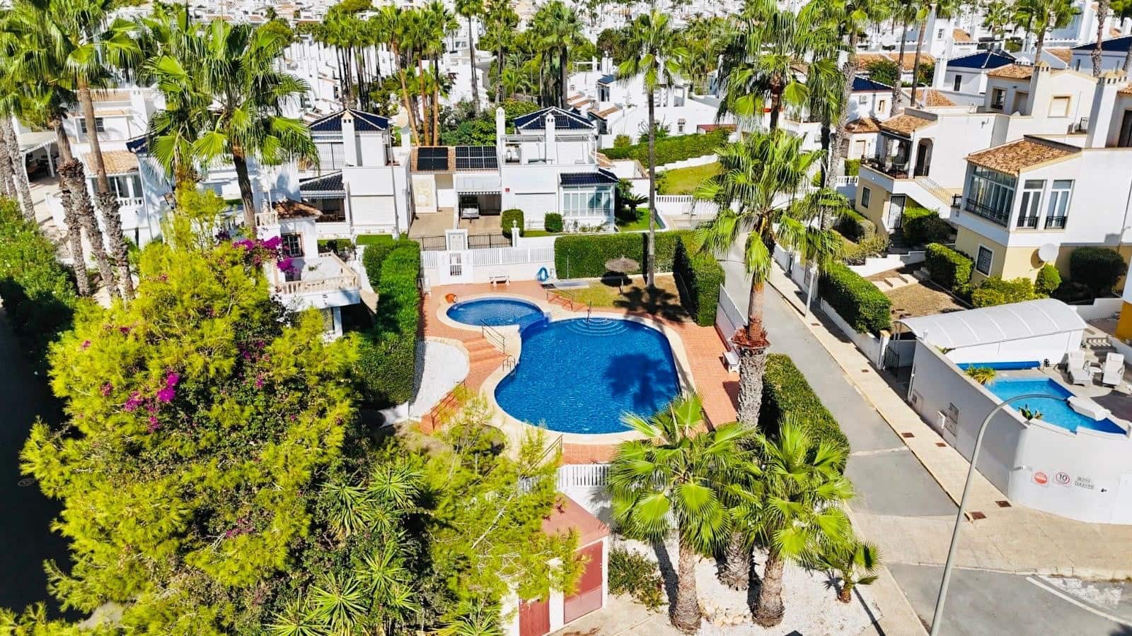 3 sovrum Radhus till salu i Los Dolses med pool - 240 000 € (Ref: 10160492)