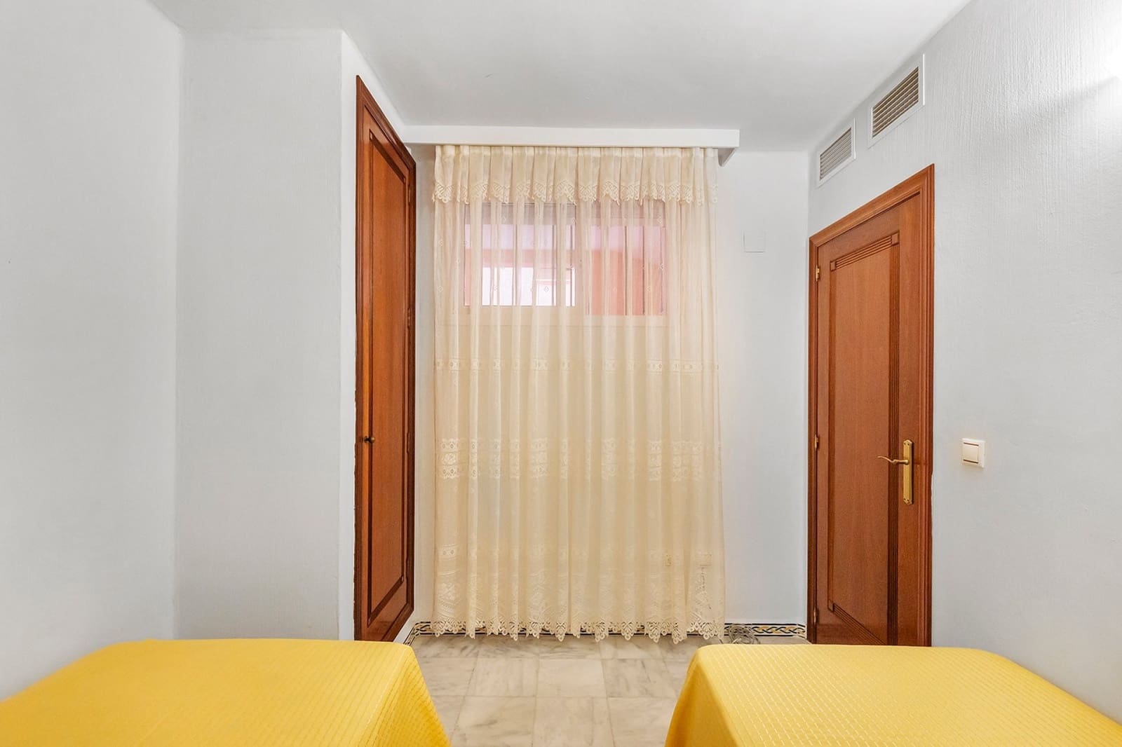 2 quarto Apartamento para venda em Torrevieja com piscina garagem - 269 500 € (Ref: 10161174)