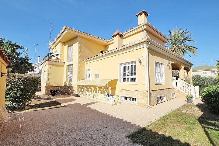 4 soverom Villa til salgs i Elche / Elx - € 760 000 (Ref: 10161175)