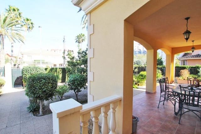 4 soverom Villa til salgs i Ciutat Jardí - Torreta Verdí, Elche / Elx - € 760 000 (Ref: 10161175)