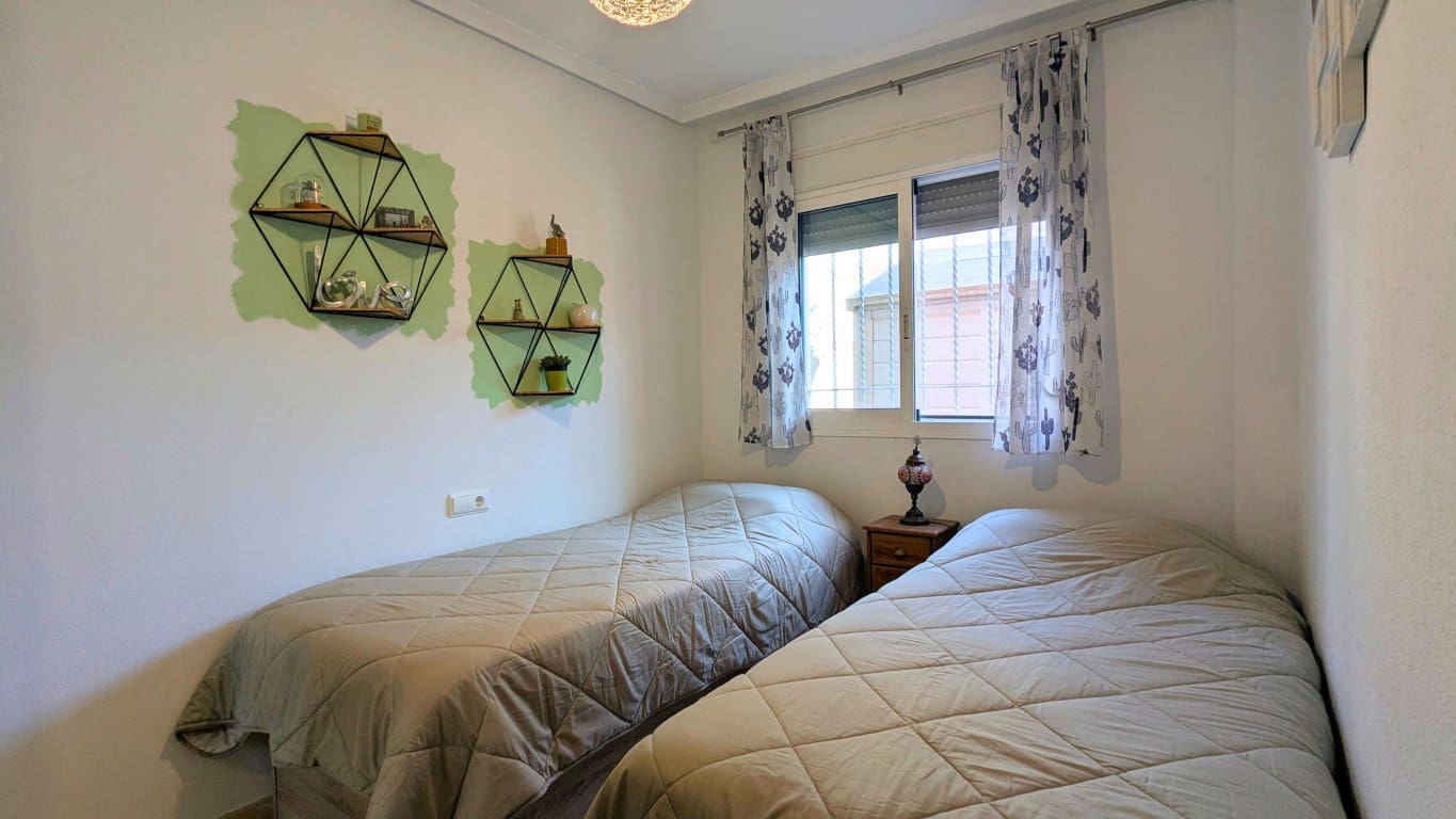 2 bedroom Semi-detached Villa for sale in San Fulgencio with pool - € 189,000 (Ref: 10161201)
