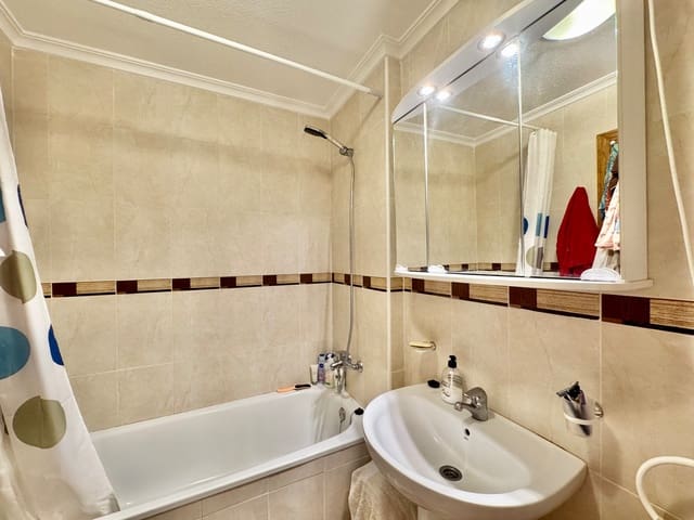 2 soverom Leilighet til salgs i La Florida, Orihuela med svømmebasseng - € 190 000 (Ref: 10162078)