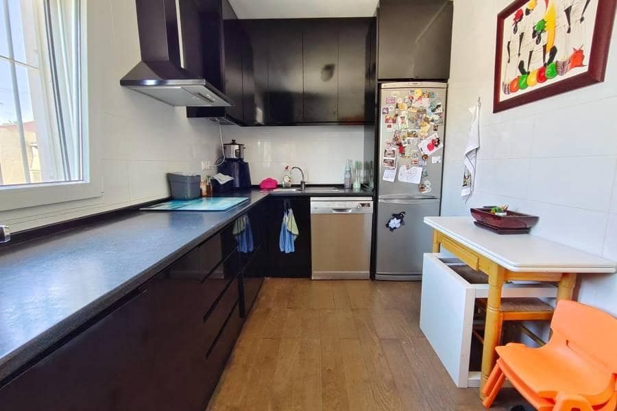 Chalet de 3 habitaciones en Torrevieja en venta con piscina garaje - 430.000 € (Ref: 10162208)