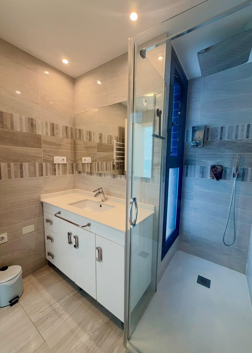 Apartamento Playa de 2 habitaciones en Punta Prima en venta con piscina - 509.990 € (Ref: 10162886)