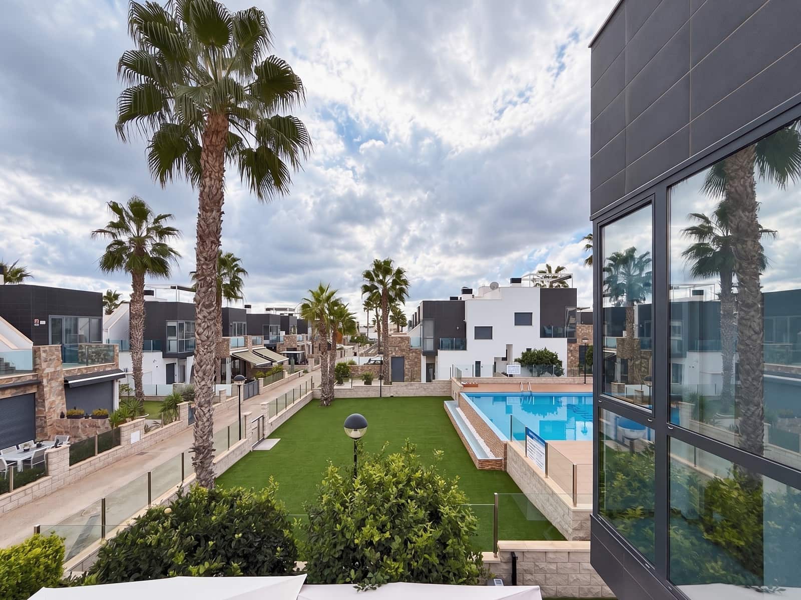 3 camera da letto Appartamento in vendita in Orihuela Costa con piscina garage - 450.000 € (Rif: 10163926)