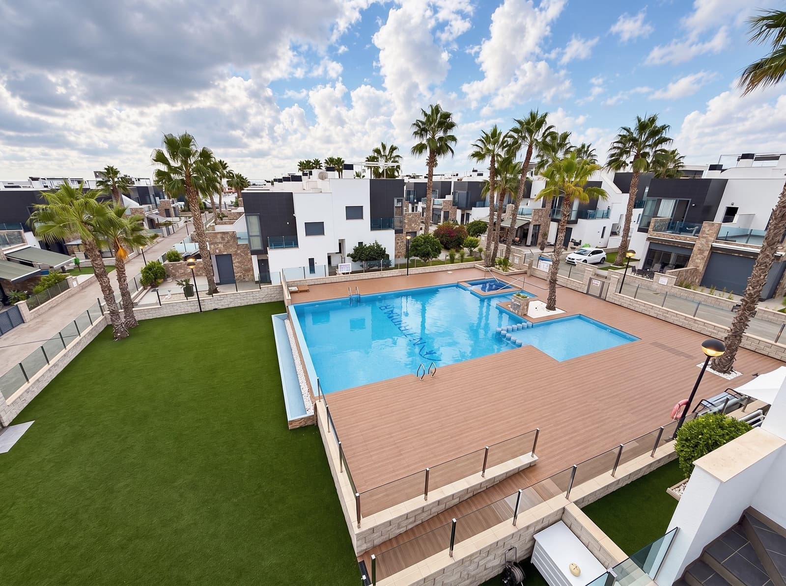 3 camera da letto Appartamento in vendita in Orihuela Costa con piscina garage - 450.000 € (Rif: 10163926)