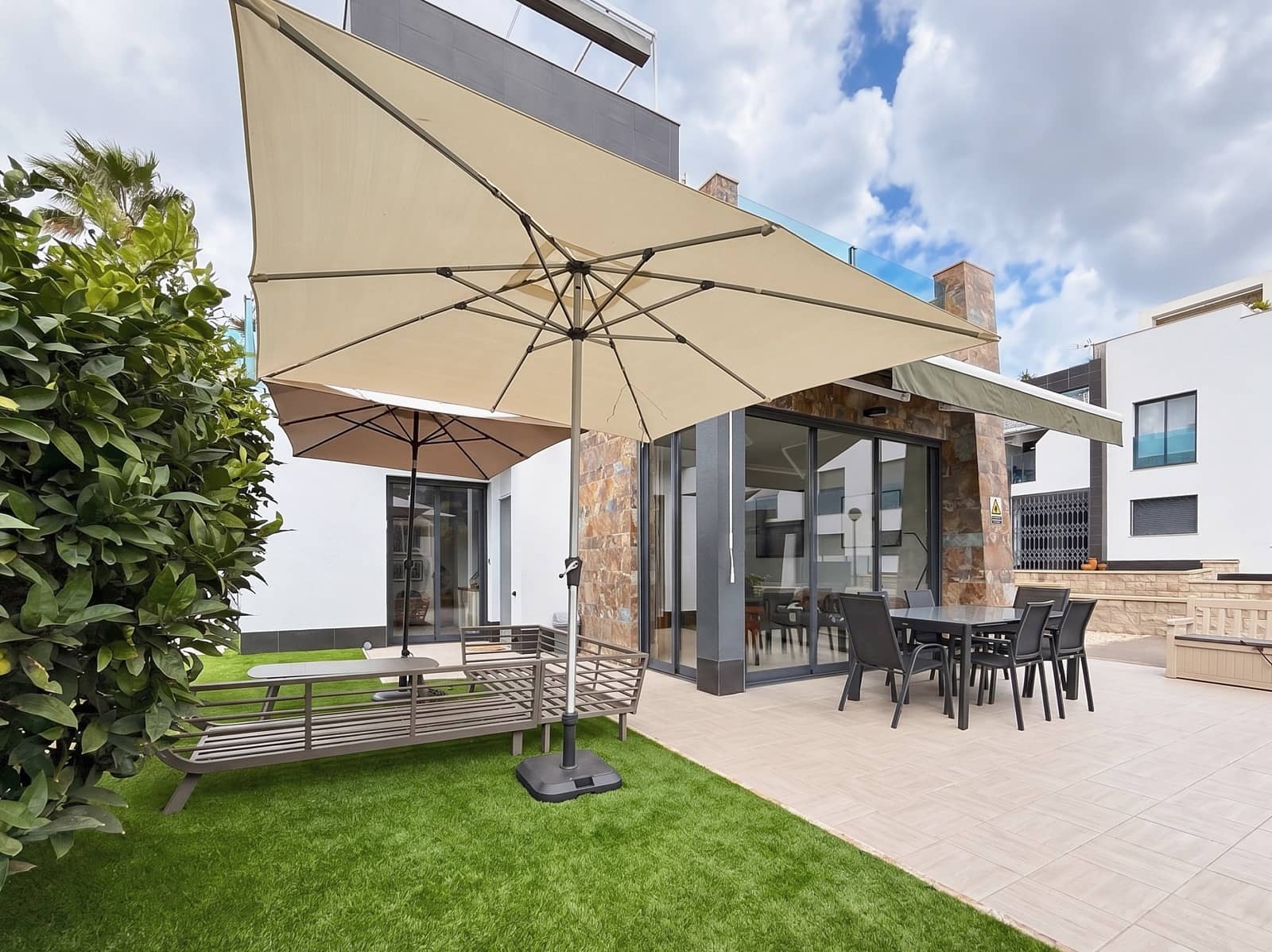 3 camera da letto Appartamento in vendita in Orihuela Costa con piscina garage - 450.000 € (Rif: 10163926)