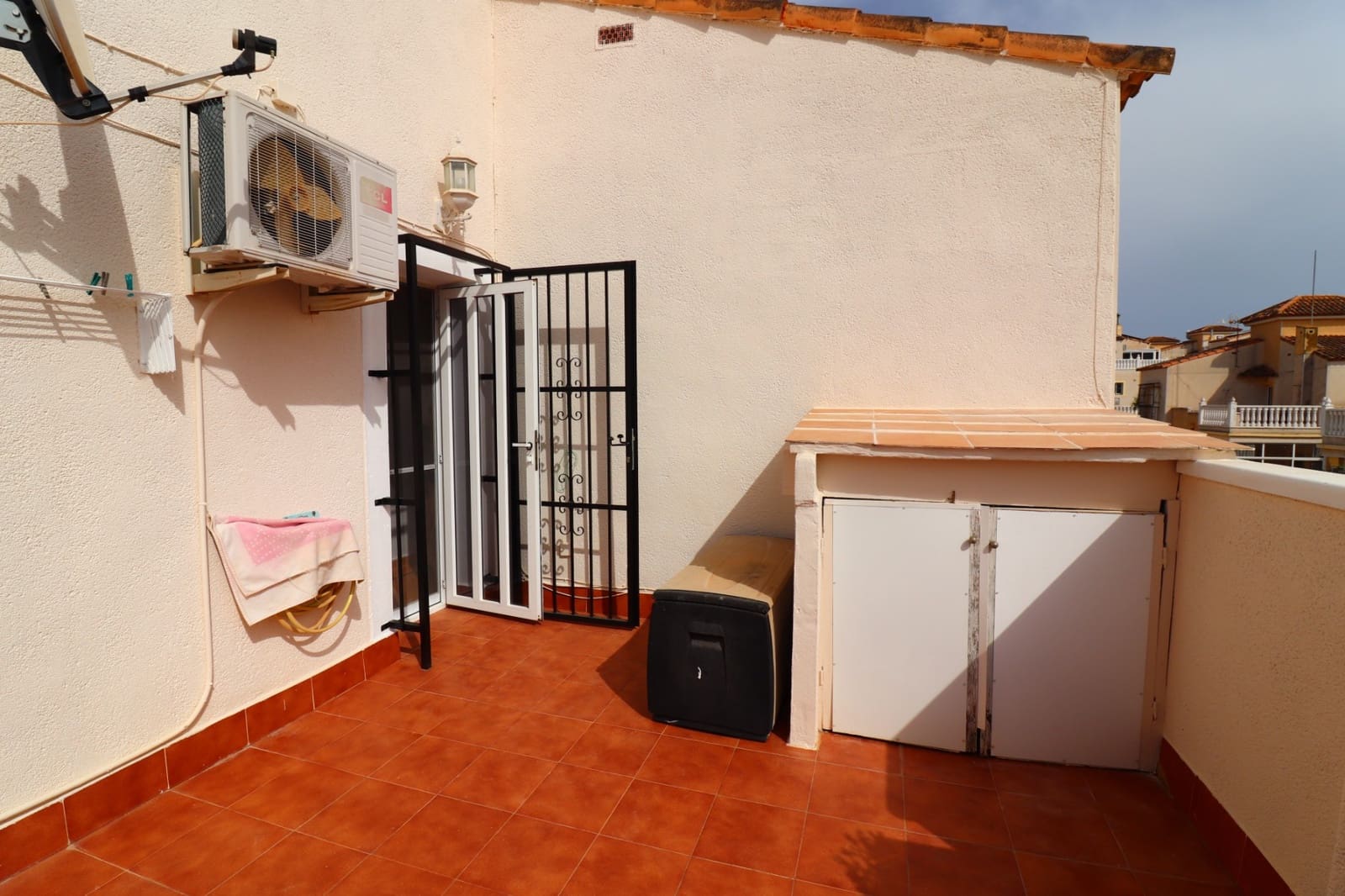 2 slaapkamer Halfvrijstaande villa te koop in Algorfa met zwembad garage - € 210.000 (Ref: 10163927)