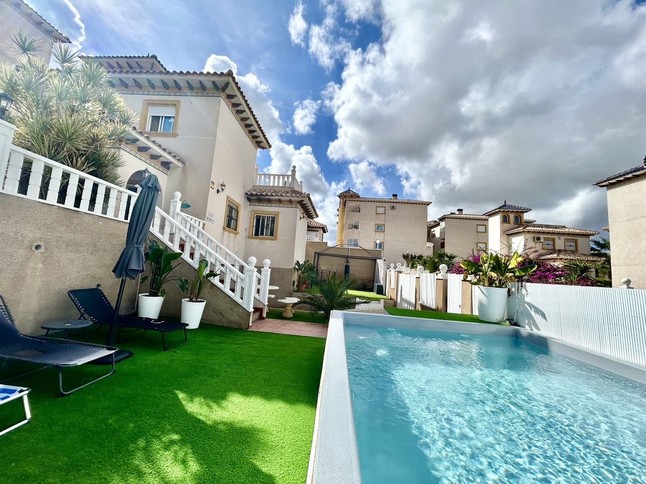 4 chambre Villa/Maison à vendre à Villamartin avec garage - 429 900 € (Ref: 10166298)