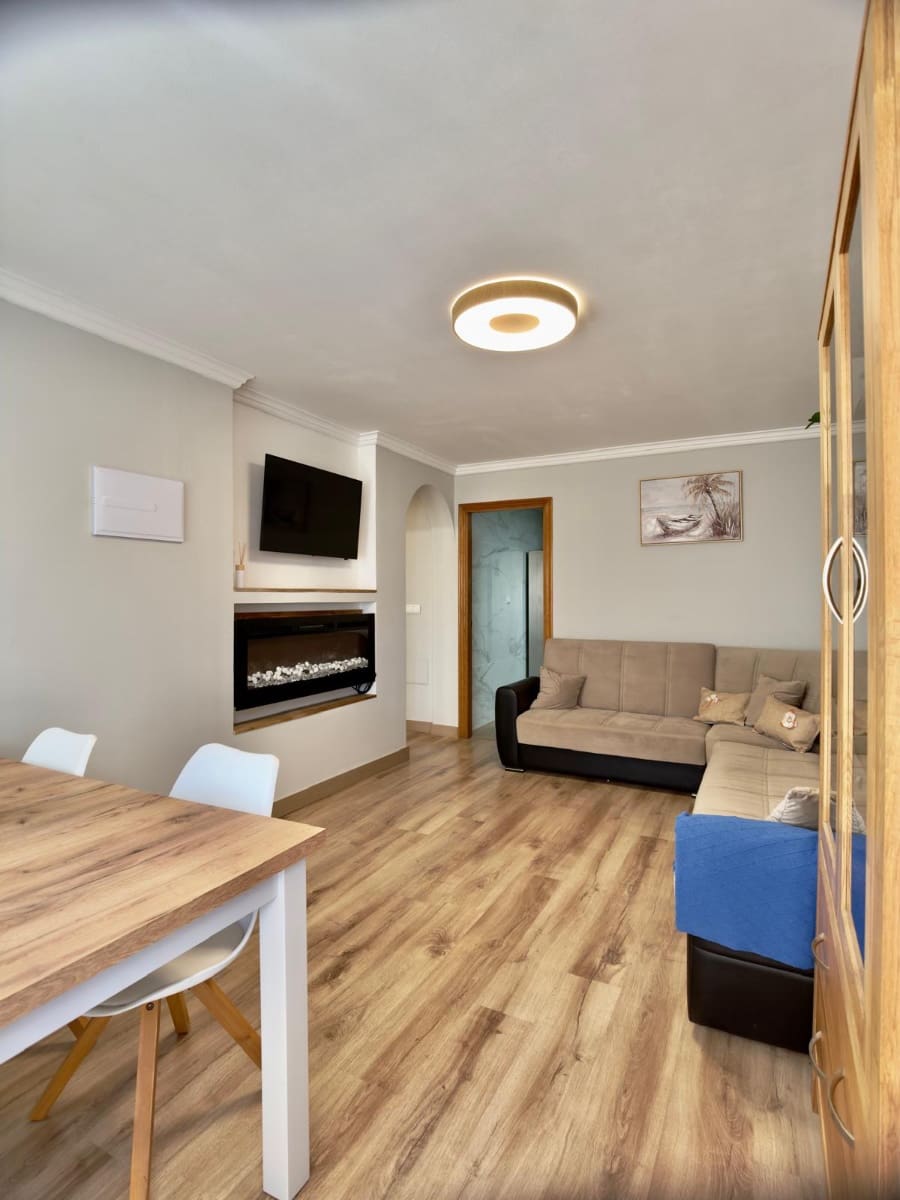 3 makuuhuone Huvila myytävänä paikassa Orihuela Costa mukana uima-altaan - 239 000 € (Ref: 10168369)