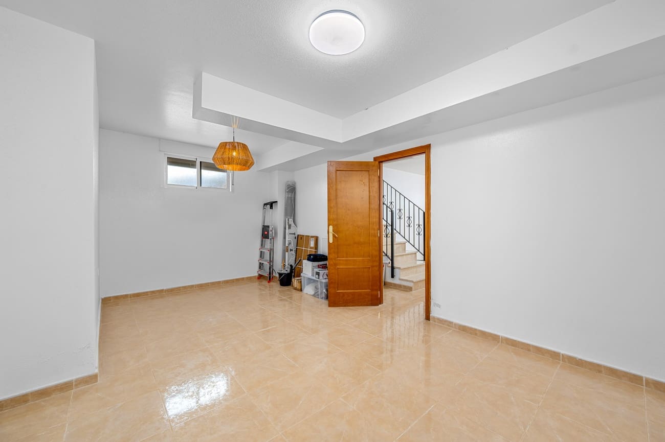 3 sovrum Hus till salu i San Miguel de Salinas med pool garage - 264 500 € (Ref: 10168371)