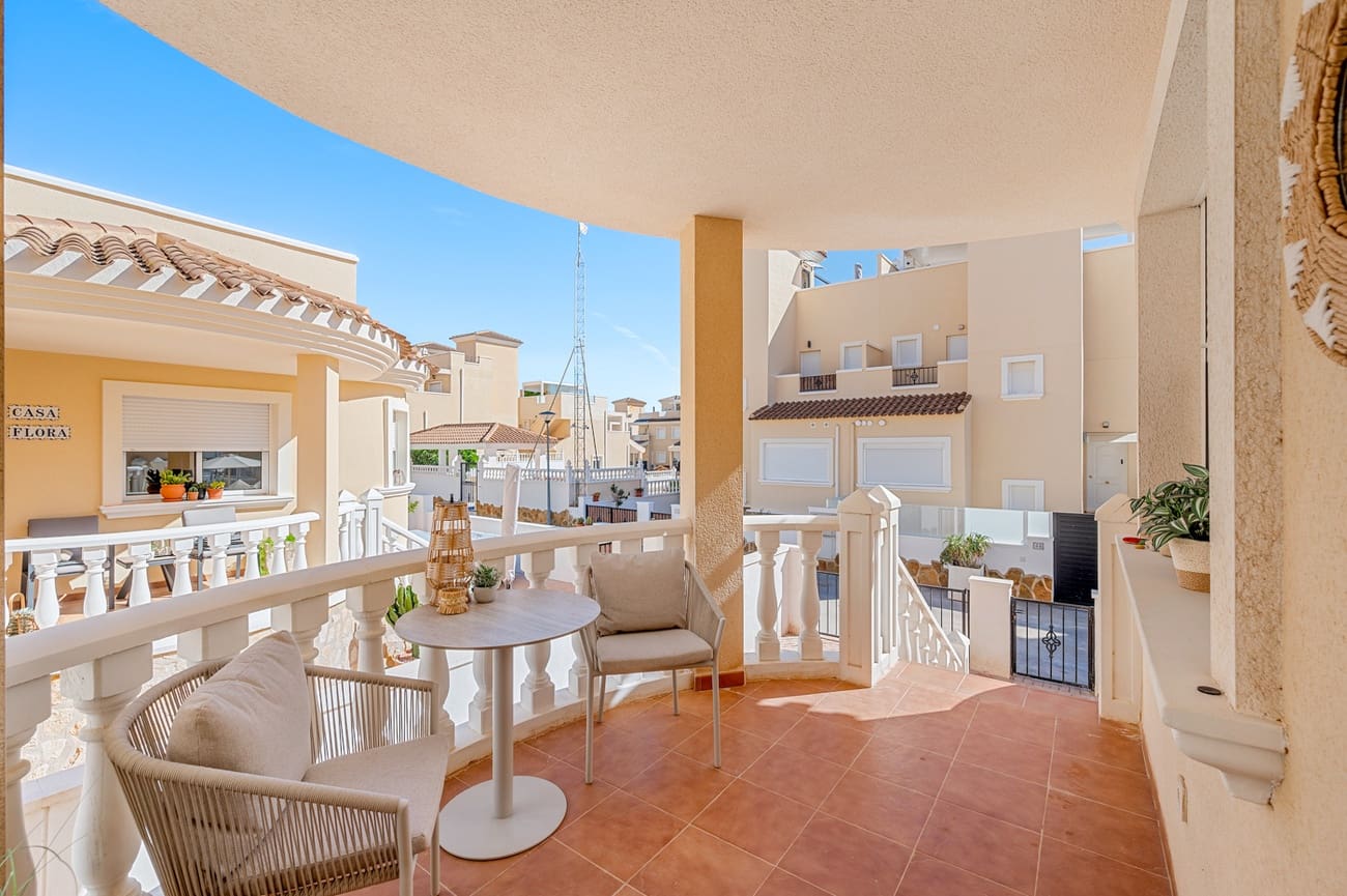 3 sovrum Hus till salu i San Miguel de Salinas med pool garage - 264 500 € (Ref: 10168371)