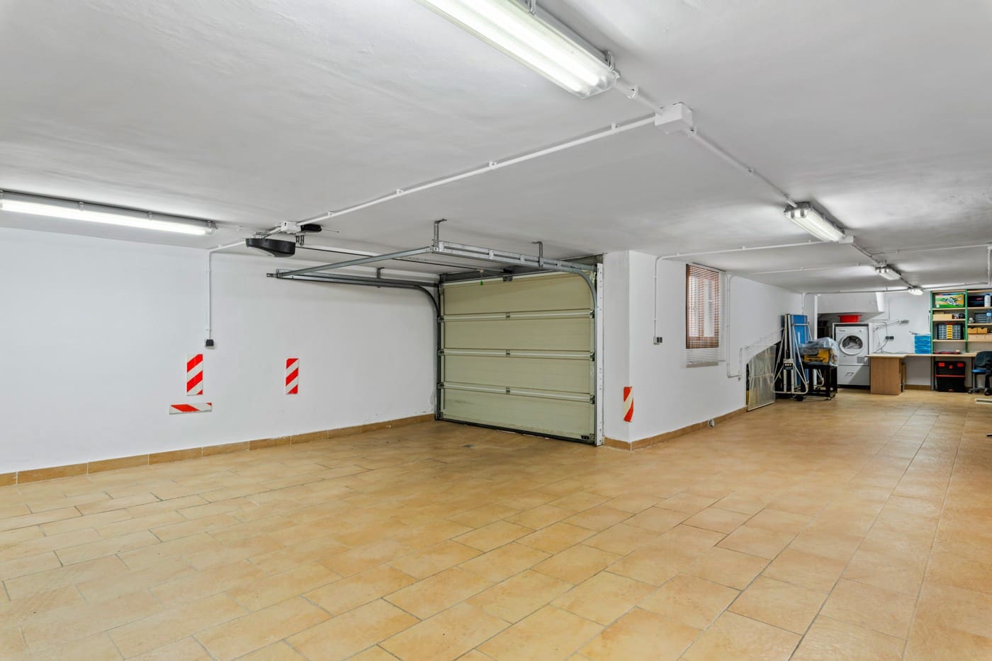 4 Zimmer Villa zu verkaufen in Guardamar del Segura mit Pool Garage - 1.750.000 € (Ref: 10168376)