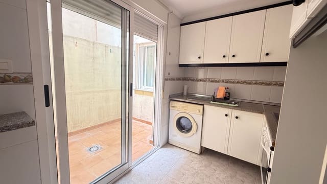 Apartamento de 2 habitaciones en San Miguel de Salinas en venta con piscina garaje - 145.000 € (Ref: 10168383)