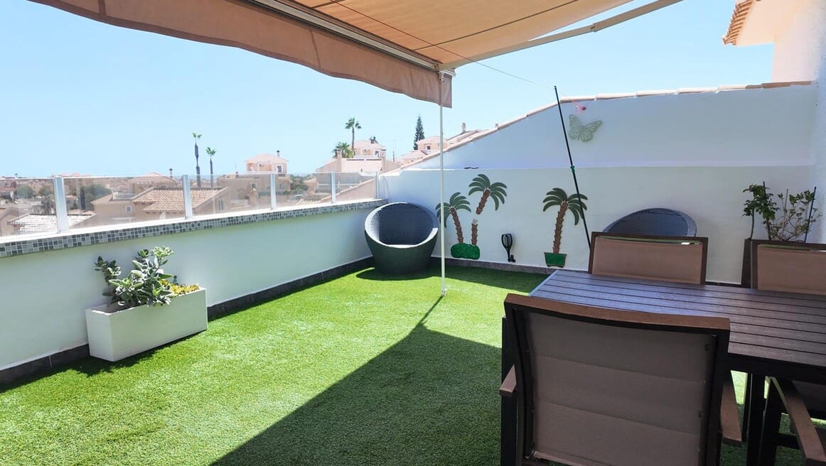 5 bedroom Villa for sale in San Miguel de Salinas with pool garage - € 750,000 (Ref: 10172485)