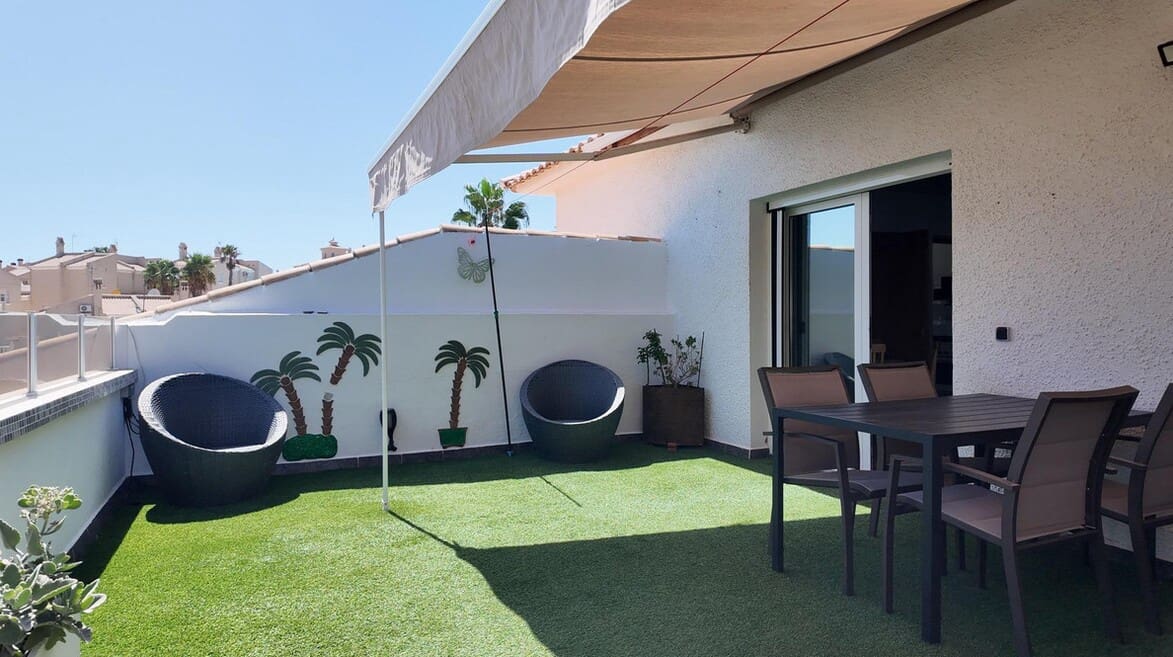 5 bedroom Villa for sale in San Miguel de Salinas with pool garage - € 750,000 (Ref: 10172485)
