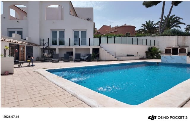 6 soverom Hus til salgs i Orihuela Costa, Orihuela med svømmebasseng garasje - € 695 000 (Ref: 10172487)