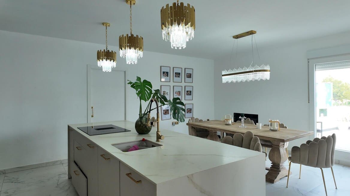 6 soveværelse Byhus til salg i Orihuela Costa med swimmingpool garage - € 695.000 (Ref: 10172487)