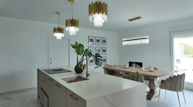 6 soverom Hus til salgs i Orihuela Costa, Orihuela med svømmebasseng garasje - € 695 000 (Ref: 10172487)