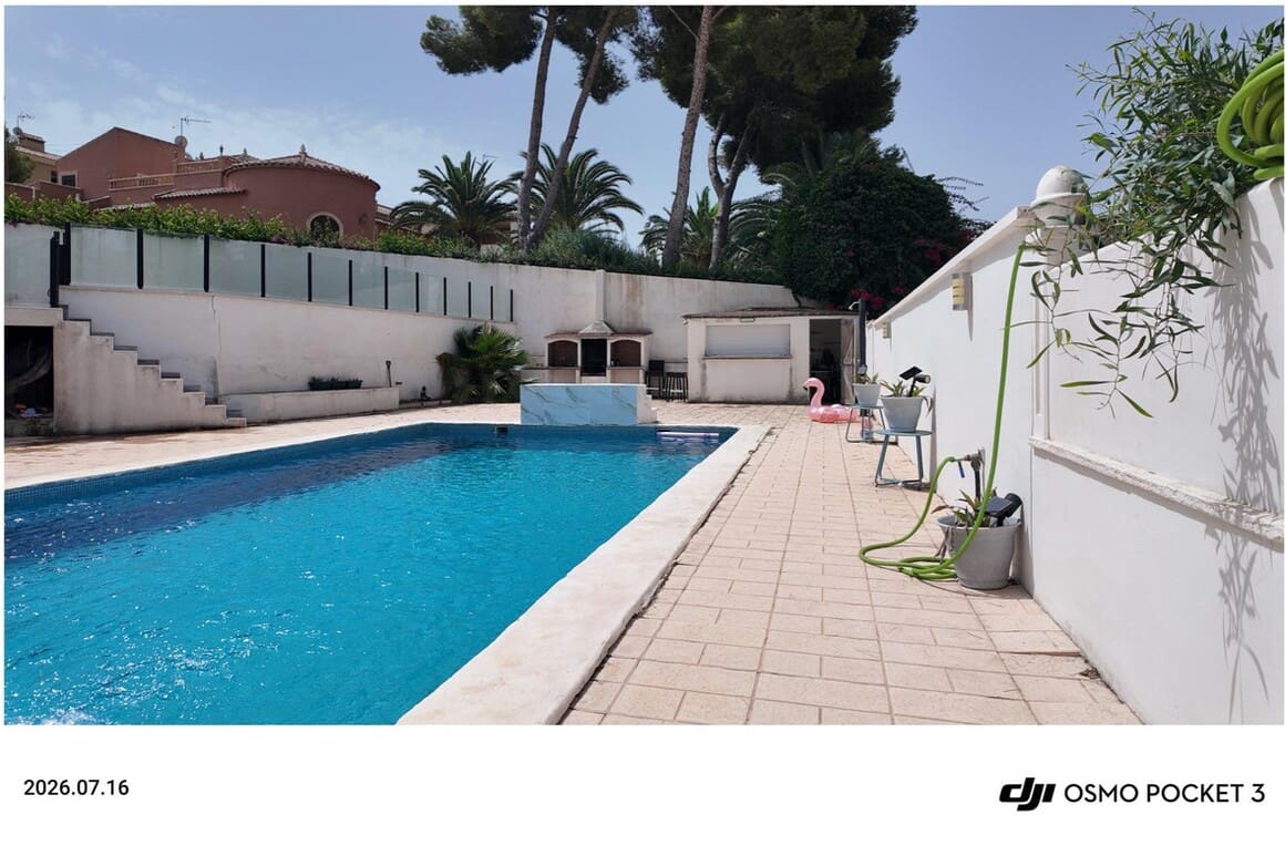 6 soveværelse Byhus til salg i Orihuela Costa med swimmingpool garage - € 695.000 (Ref: 10172487)