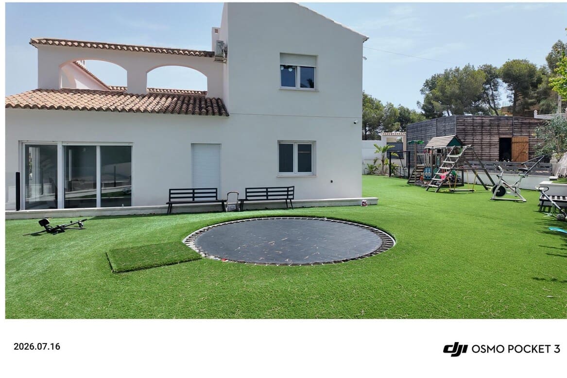 6 soveværelse Byhus til salg i Orihuela Costa med swimmingpool garage - € 695.000 (Ref: 10172487)