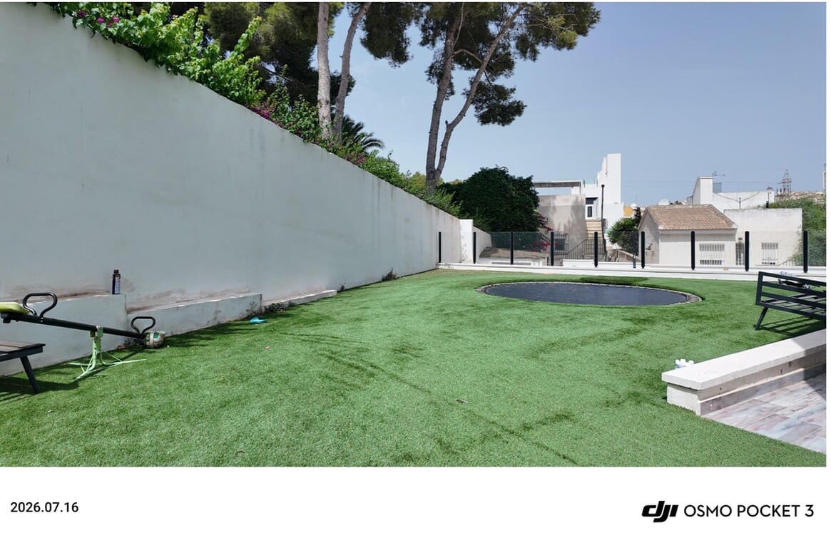 6 soveværelse Byhus til salg i Orihuela Costa med swimmingpool garage - € 695.000 (Ref: 10172487)