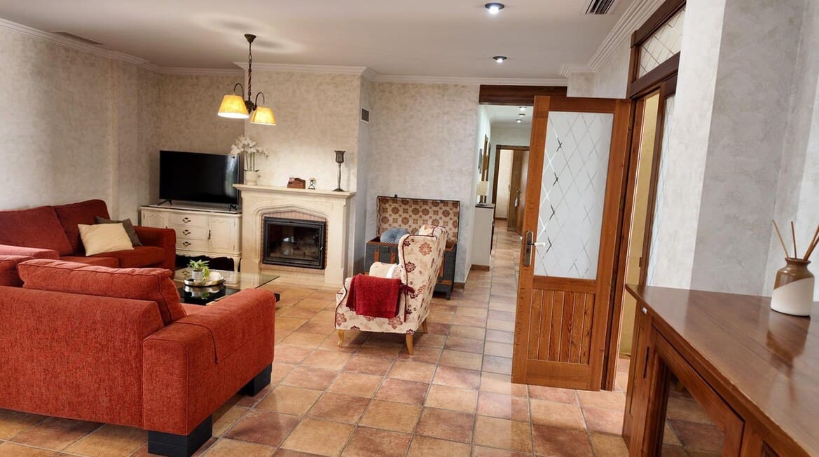 6 soveværelse Villa til salg i San Isidro med swimmingpool garage - € 720.000 (Ref: 10172488)