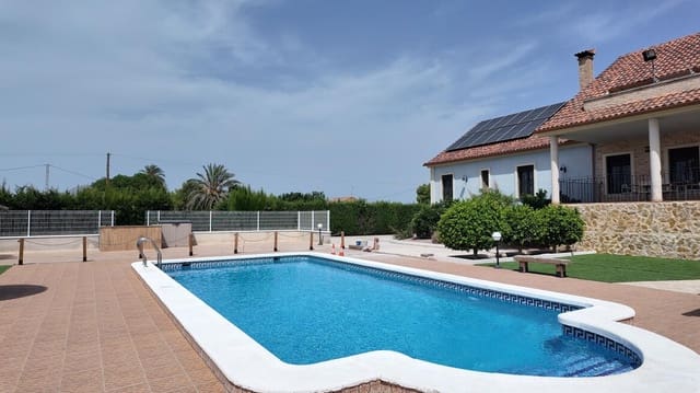 6 soveværelse Villa til salg i San Isidro med swimmingpool garage - € 720.000 (Ref: 10172488)