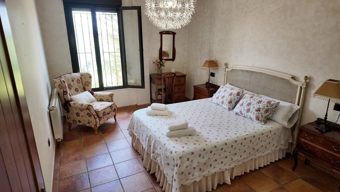 6 soveværelse Villa til salg i San Isidro med swimmingpool garage - € 720.000 (Ref: 10172488)