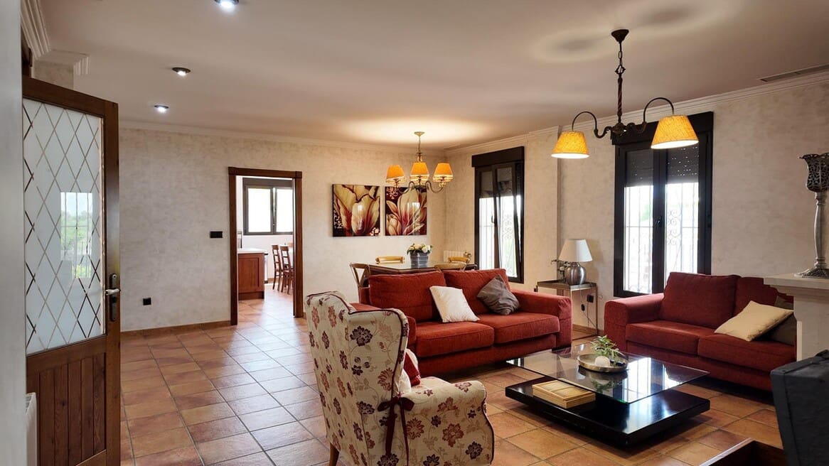 6 soveværelse Villa til salg i San Isidro med swimmingpool garage - € 720.000 (Ref: 10172488)