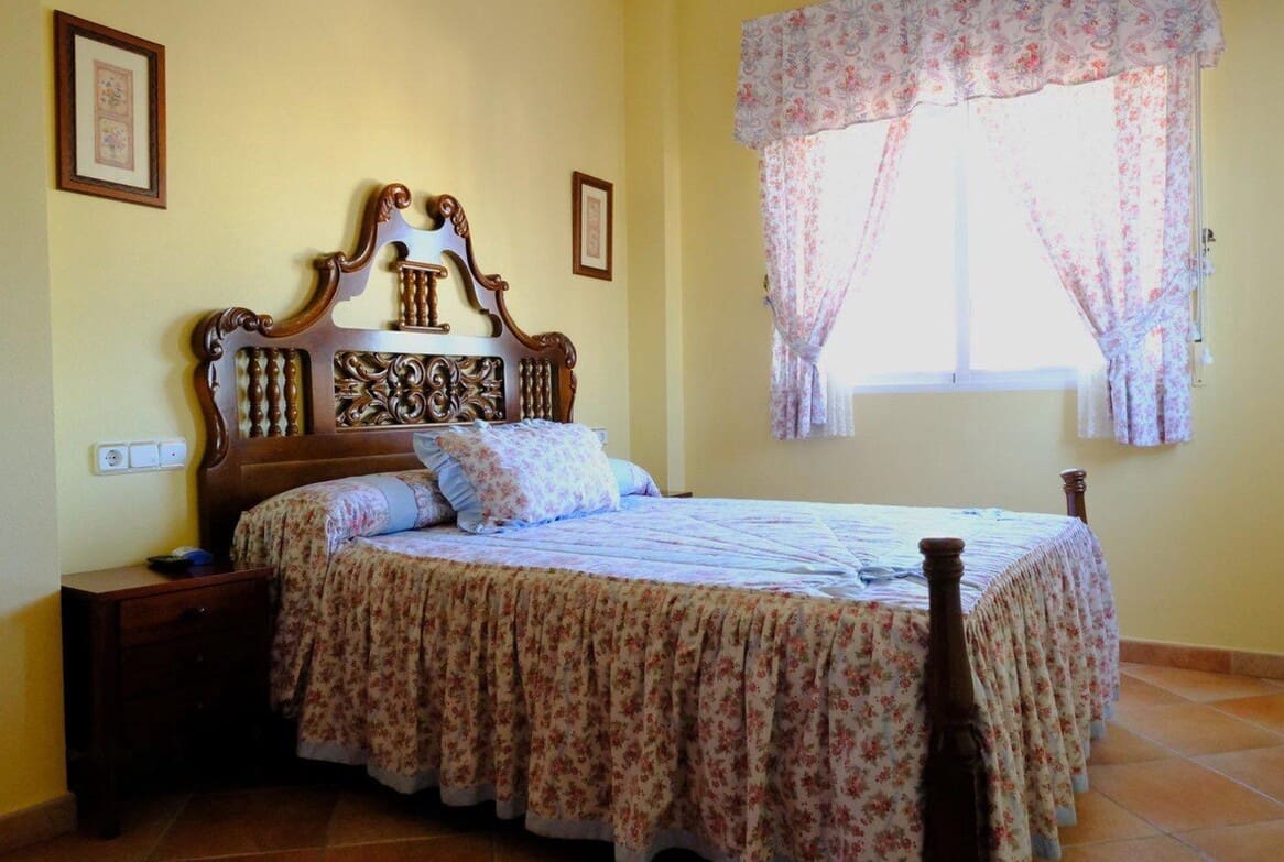 4 Zimmer Villa zu verkaufen in Orihuela mit Pool Garage - 650.000 € (Ref: 10172489)