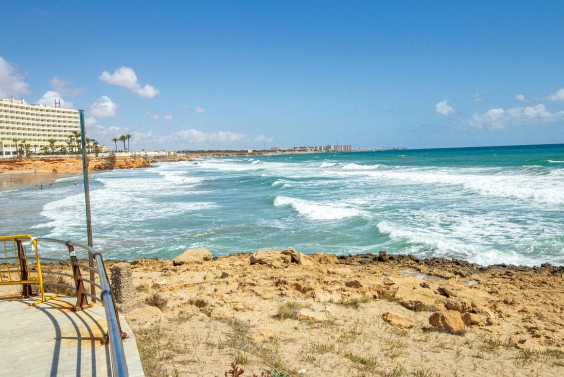 3 soveværelse Villa til salg i Torrevieja med swimmingpool garage - € 510.000 (Ref: 10172490)
